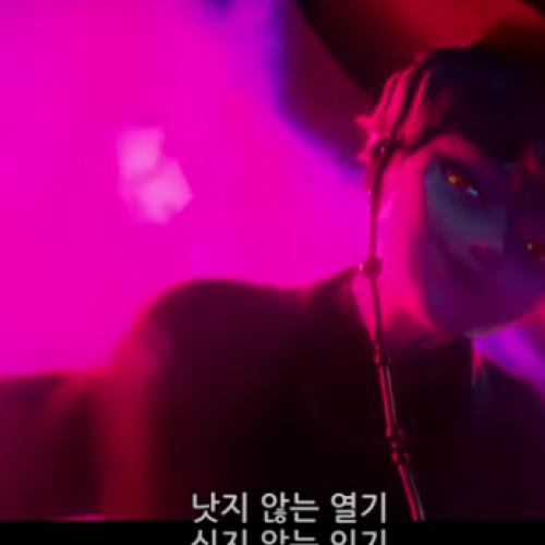 AHHHHH SO CUTE BUT HAS A DEEP VOICE AHHHHHHHH I WANNNA DATE HIM SO BAD RN